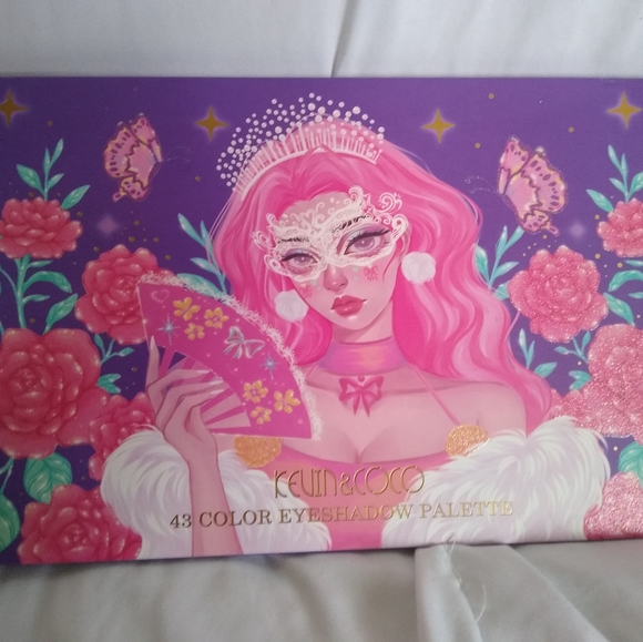 Kevin and Coco Eye and Face Palette - Picture 2 of 4
